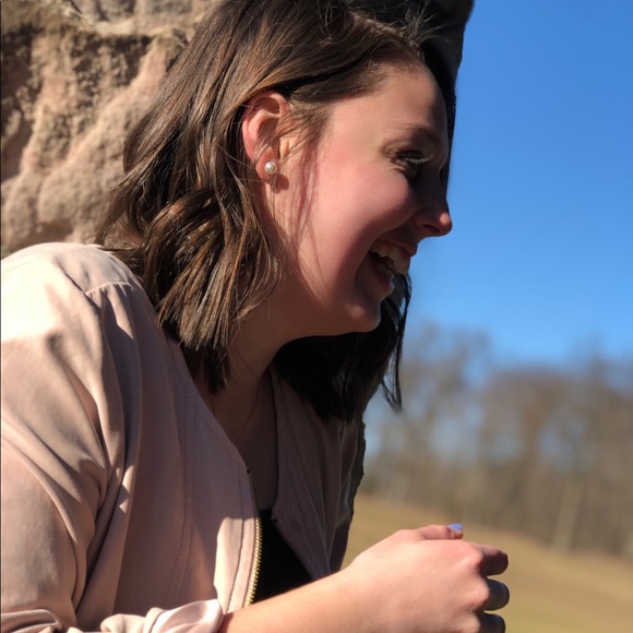 Meet your Posher, Krissy - Picture 1 of 1